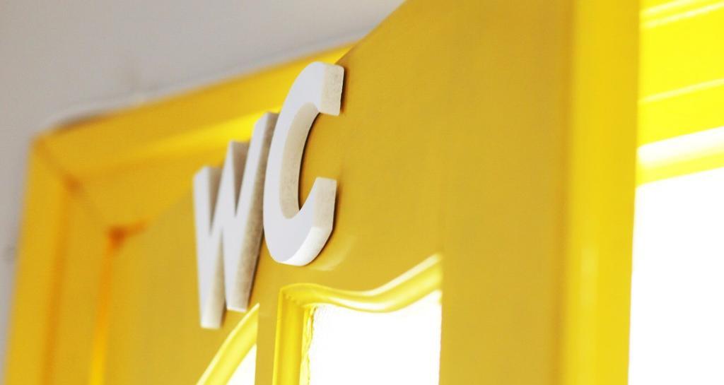 Park Plus Hostel Lwów Zewnętrze zdjęcie