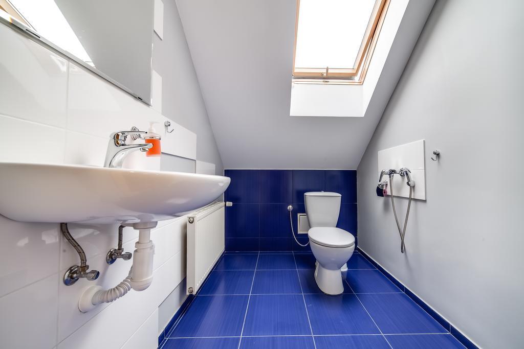Park Plus Hostel Lwów Zewnętrze zdjęcie
