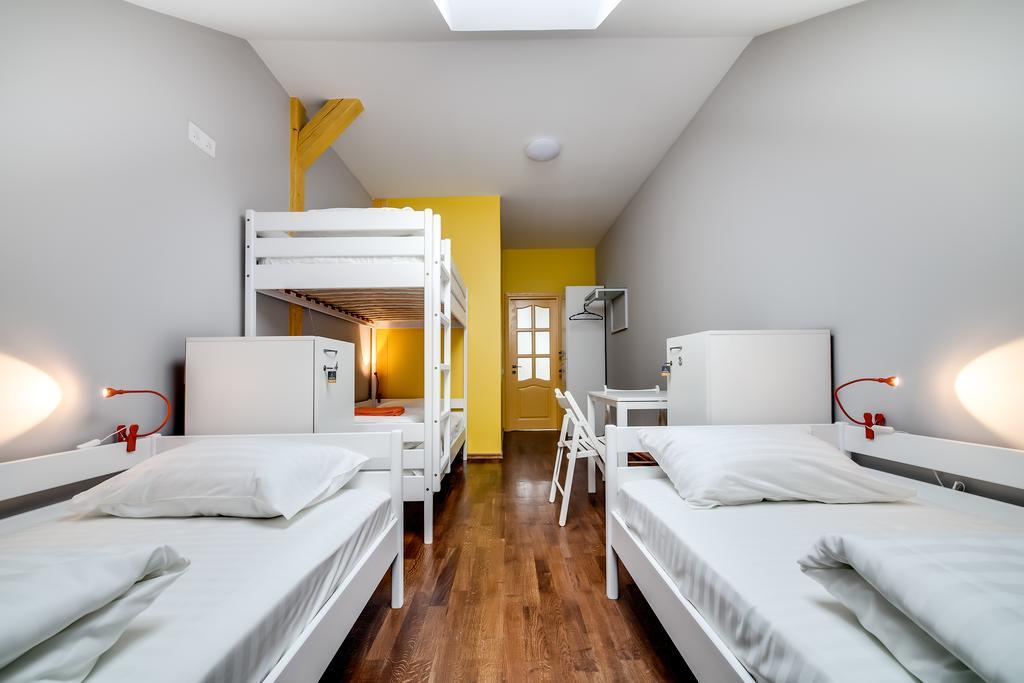 Park Plus Hostel Lwów Pokój zdjęcie