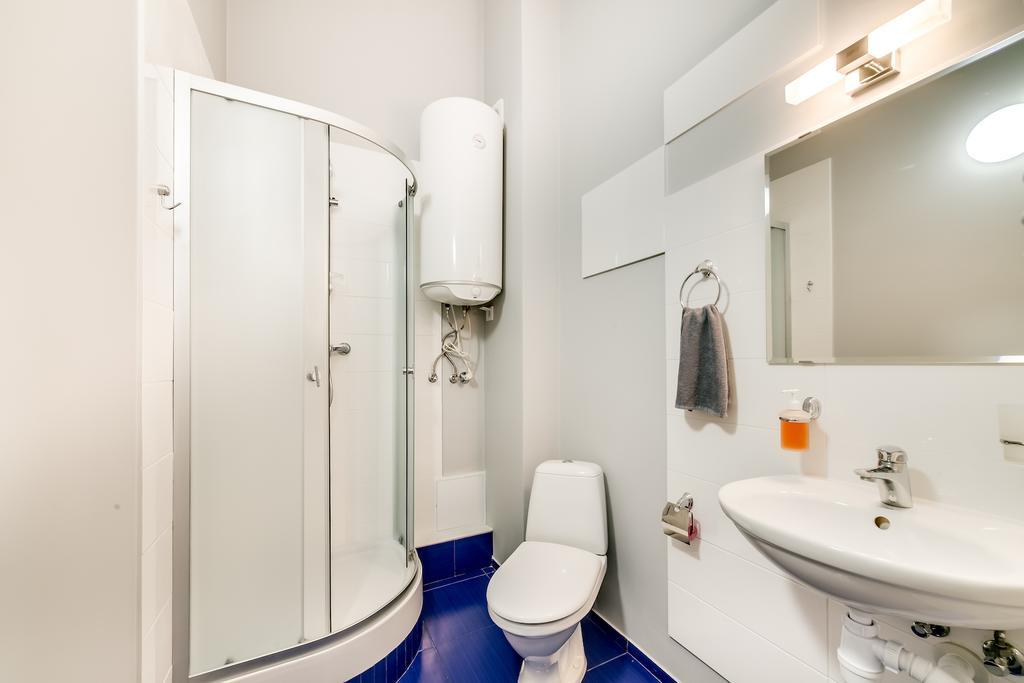 Park Plus Hostel Lwów Zewnętrze zdjęcie